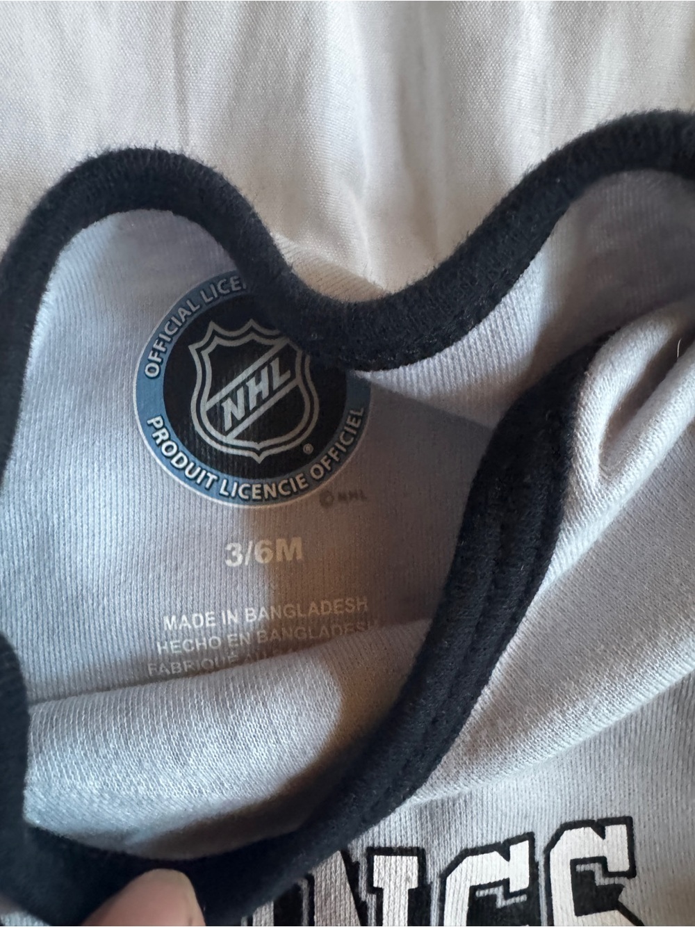 NHL LA Kings Baby Onesie with Black Trim and Gray Body - Picture 3 of 4